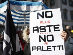 Dalle spiagge demaniali lo Stato incassa una miseria