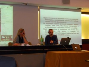 Transumanisti e Net.futuristi promuovono nuovi scenari per fronteggiare la crisi della ricerca scientifica, dei sistemi educativi e dell'arte