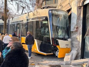 Dall’Italia: deraglia uno dei nuovi tram di Milano