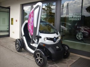 Zero emissioni per la nuova Renault Twizy. Il futuro è tuo