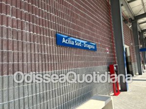 Vista della stazione di Acilia Sud sulla linea Roma–Lido dove sorgerà il nuovo parcheggio