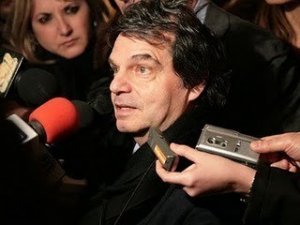 Il nuovo gioco del 2010: "Cambia la costituzione!"