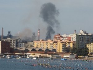 Ilva di Taranto: la guerra tra fiumi e tastiere