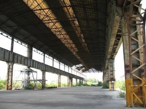Crolla la produzione industriale: -7% in un anno. Va sempre peggio