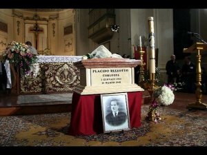 Funerali di Placido Rizzotto: il vescovo non ha il coraggio di pronunciare la parola Mafia