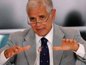 Bufera nel Pirellone: Formigoni è ufficialmente indagato
