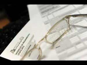 I sans papier, i senza casa e l'IMU da abolire