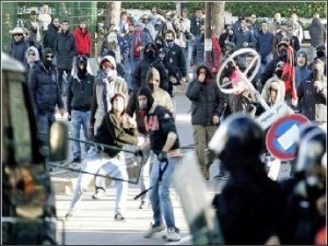 Aboliamo le trasferte e chiamiamo poliziotti stranieri