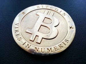 Bitcoin, la quotazione ballerina