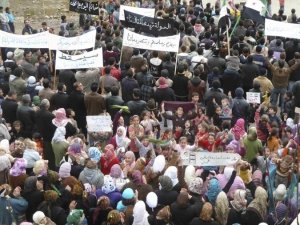 Siria: Russia dal veto alla mediazione