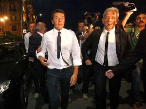 Dalla rottamazione al big bang: Matteo Renzi conquista la Campania e nuovi sostenitori del Pd