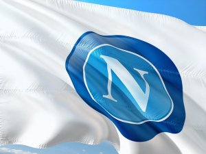 Napoli, un intero popolo prepara la festa