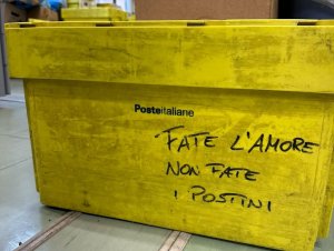 Il metodo Poste Italiane: lavorare di più, assumere meno