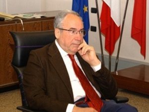 Dazione ambientale, nazione infetta