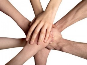 Vocazione alla comunità politica per tanti “io” in balia di se stessi