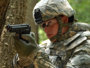 Centomila pistole Beretta per l'esercito Usa