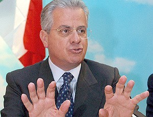 Claudio Scajola sconfessa la Lega Nord e tira le orecchie al candidato