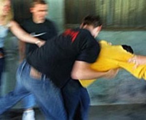 Ragazzi violenti: è solo bullismo?