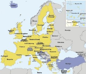 Comunità Europea e Commonwealth: metà del mondo