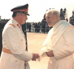 La beatificazione di Wojtyla e la teocrazia di Ratzinger