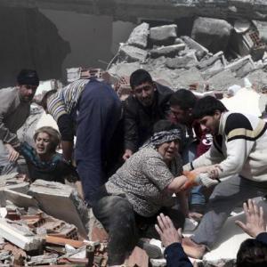 Turchia, le crepe del terremoto di Van
