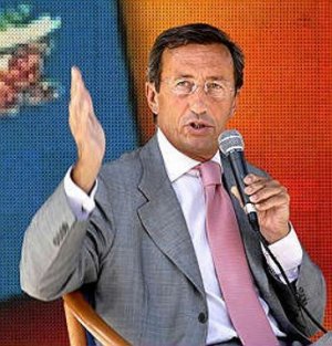 Lettera Fli al Corriere, “Siamo laici, non laicisti”: ma non si placano polemiche nel centrodestra