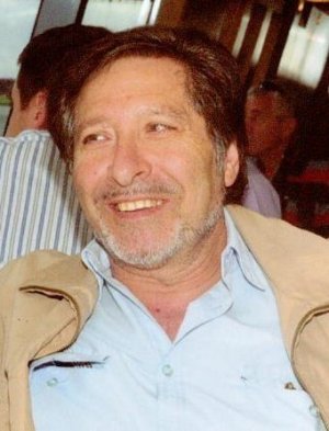 Appello ai media: diamo voce al rifugiato politico Nes Lauro