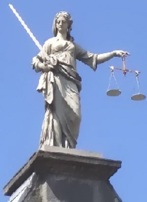 Justitia. Espressione di democrazia