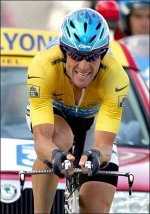 Armstrong e i 20 minuti di troppo: ora il Tour è a rischio.