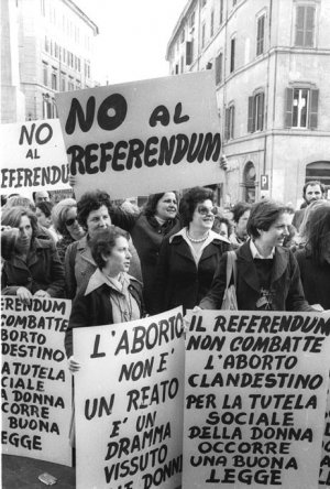 ItagliA: in crisi diritti e bisturi