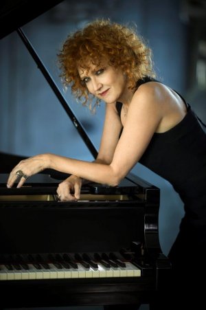 Fiorella Mannoia: rinviato a dicembre il tour "Padroni di niente"