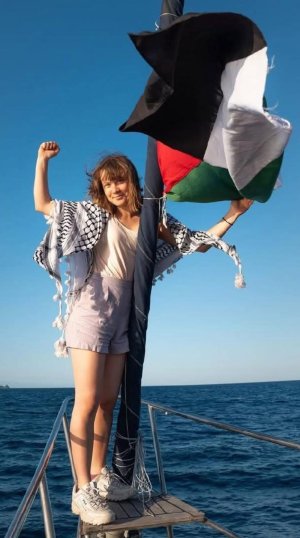 Oggi, anche la solidarietà è considerata un crimine