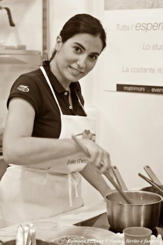 Ramona Pizzano, dietro ai fornelli {JPEG}