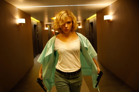 lucy-scarlett-johansson-besson