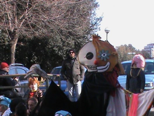 MASCHERA GRIDAS