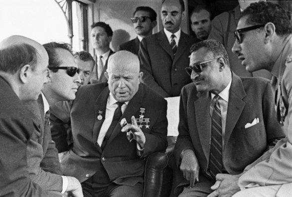kruscev_e_nasser