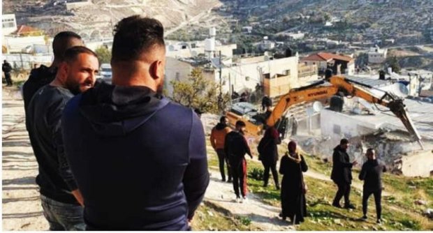 Israele demolisce abitazioni in Palestina