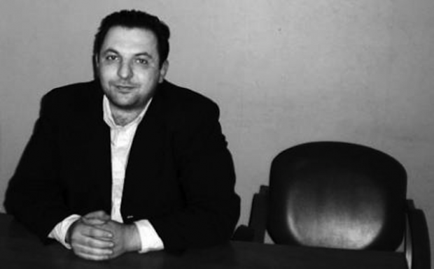 Mazen Darwish Slide