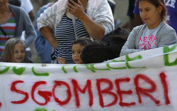 rom in lotta contro sgomberi ed abusi di stato rom in lotta contro sgomberi ed abusi di stato