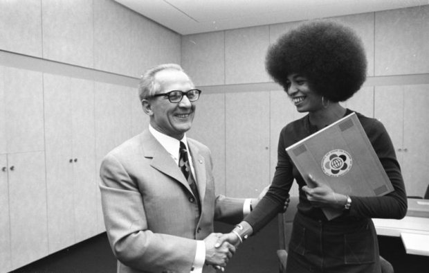 Angela Davis a Berlino Est nel 1972 con Erich Honecker