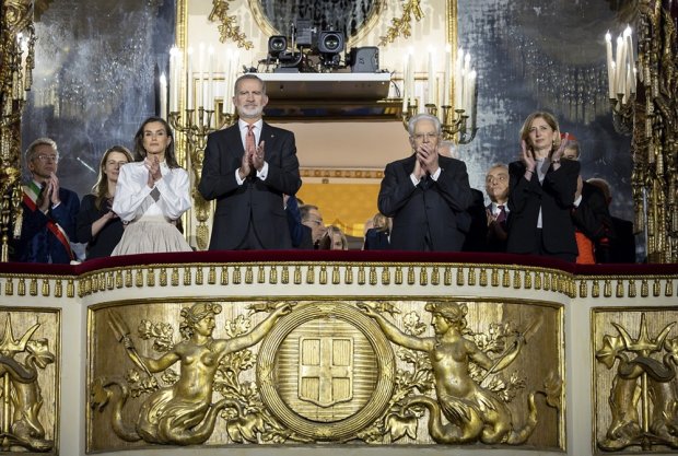 Il Presidente della Repubblica Sergio Mattarella e la Signora Laura con il Re Felipe VI e la Regina Letizia di Spagna al Teatro San Carlo