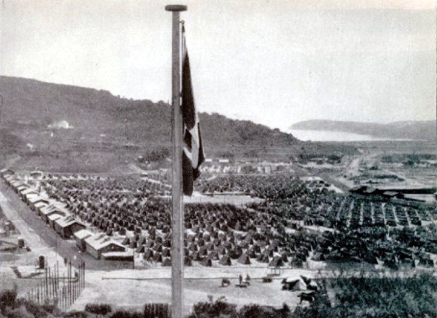 Vista del campo di concentramento di Arbe usato per l'internamento della popolazione civile slovena Vista del campo di concentramento di Arbe usato per l'internamento della popolazione civile slovena