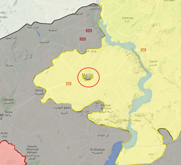 L'assedio di Manbij (nel cerchio rosso) al 24 luglio 2015. In giallo le forze curdo-arabe filo-Usa; in grigio lo Stato islamico, in rosso le forze governative siriane (Schermata dal sito syria.liveuamap.com)