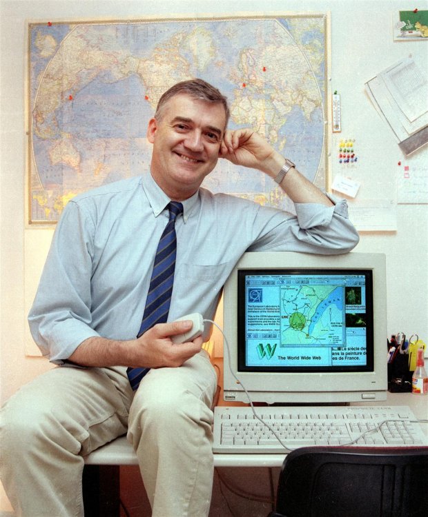 Robert Cailliau, ingegnere e co-sviluppatore del Web insieme a Berners-Lee Robert Cailliau, ingegnere e co-sviluppatore del Web insieme a Berners-Lee